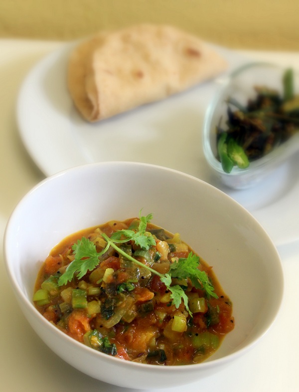 spring onion tomato curry