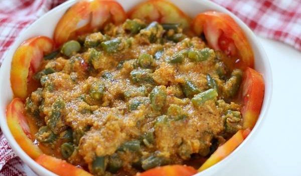 french beans coconut gravy curry recipe