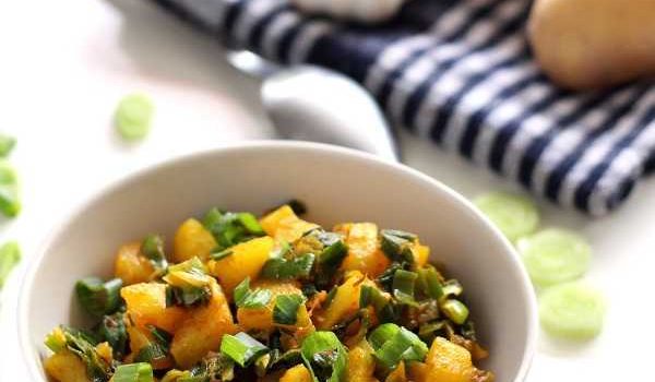 potato spring onion curry recipe