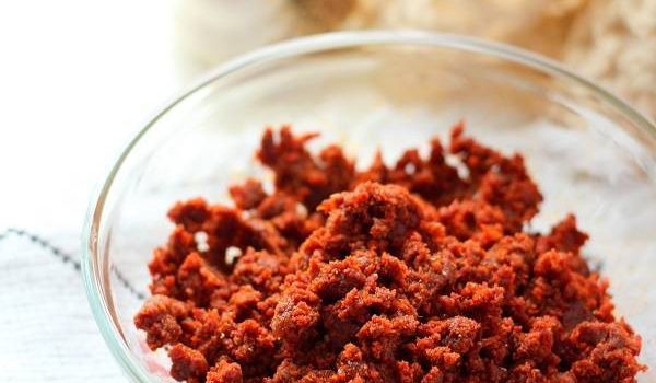 red garlic chutney recipe dry garlic chutney recipe